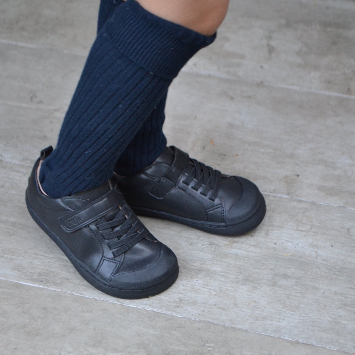 Zapatillas Ergonómicas TREPA Urban - Negro (25 a 29)